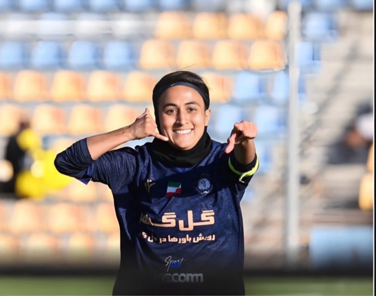  شروع نقل و انتقالات بانوان گل گهر با تمدید قرارداد چترنور