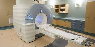 بخش MRI و CT SCAN بیمارستان تخصصی فاطمهالزهرا (س) فراگیر سلامت که پیشتر تجهیز شده بود، از ۱ فروردین ۱۴۰۴ بهطور رسمی فعالیت خود را آغاز کرد و آماده ارائه خدمات به بیماران است.
