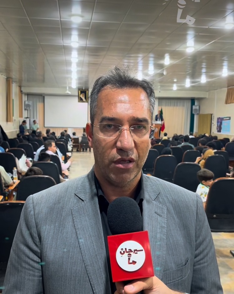 عزت‌ ابادی پور : در سیرجان هیچ کمبودی از دبیر و معلم نداریم