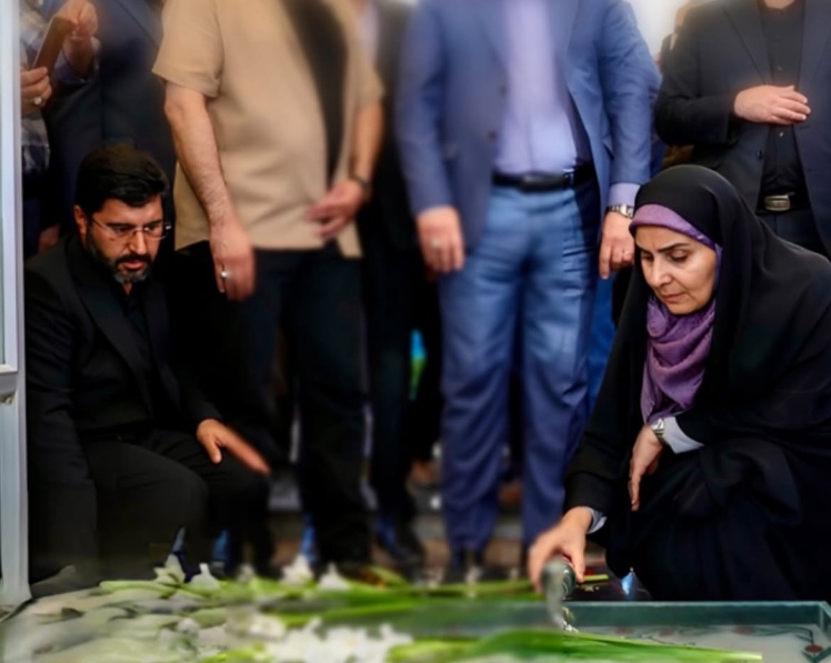 سفر دو روزه وزیر راه و شهرسازی به استان کرمان و غیبت سیرجان در لیست شهرستانهای مقصد این سفر، بار دیگر ذهنها را به سمت رقابتهای سیاسی و تخصیص بودجهها میان نمایندگان استان معطوف کرد.