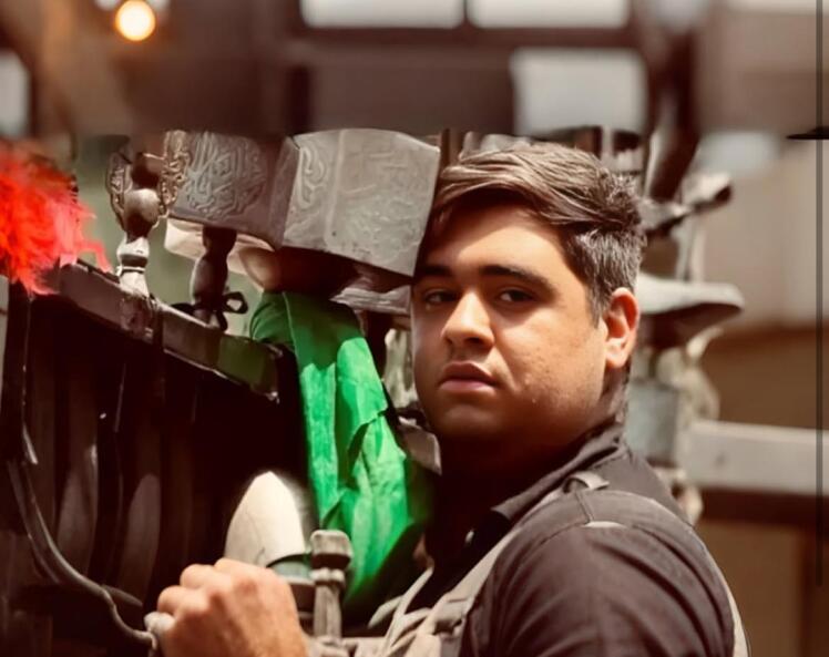 متاسفانه یک جوان اهل نجف شهر به نام ایلیا نجف آبادی پور، در حادثه اتوبوس جیرفت به مشهد جان‌ باخت 