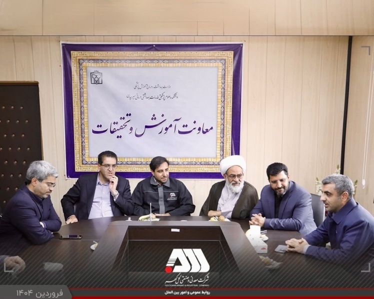 اهدای سه دستگاه دیالیز و یک دستگاه احیای قلبی ریوی به بیمارستان امام رضا(ع) و دستور خرید تجهیزات درمانگاه محمودآباد سیرجان توسط شرکت گل گهر 06