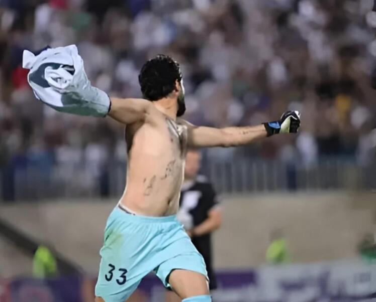 گل گهر پای فیفا را وسط کشید 